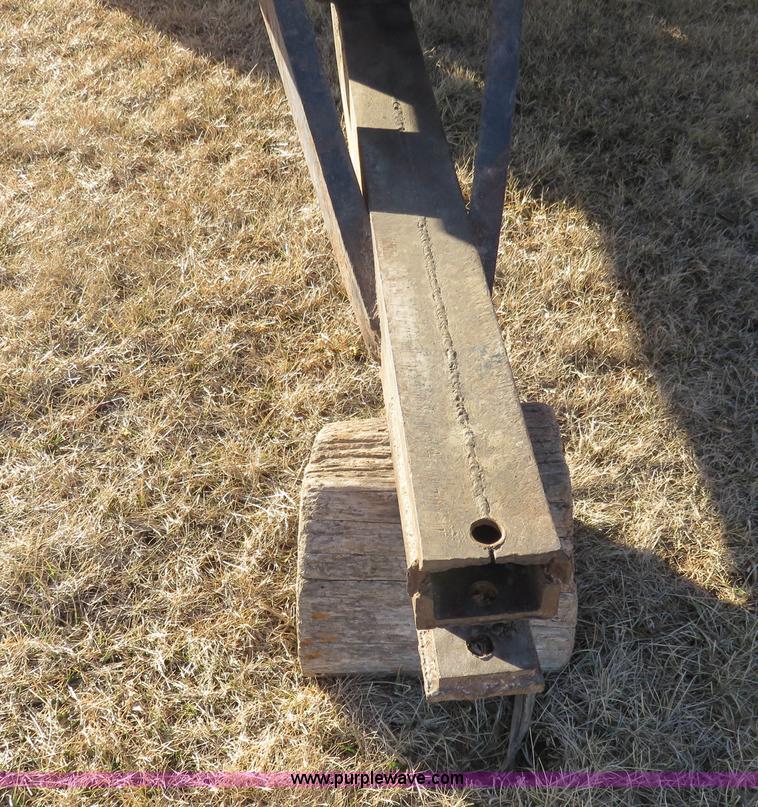 image for item K7212 BJM 600T three auger feed mixer wagon