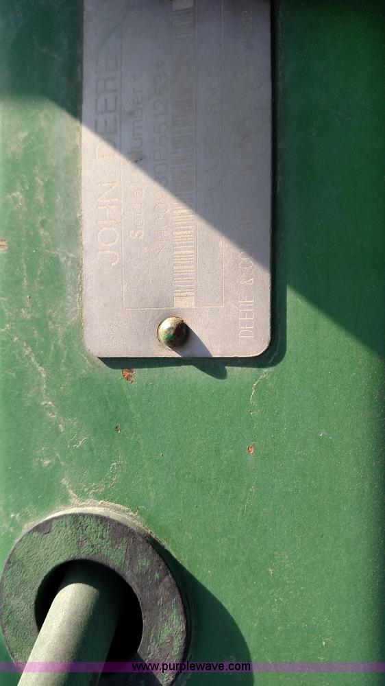 image for item L6520 1993 John Deere 930 rigid head