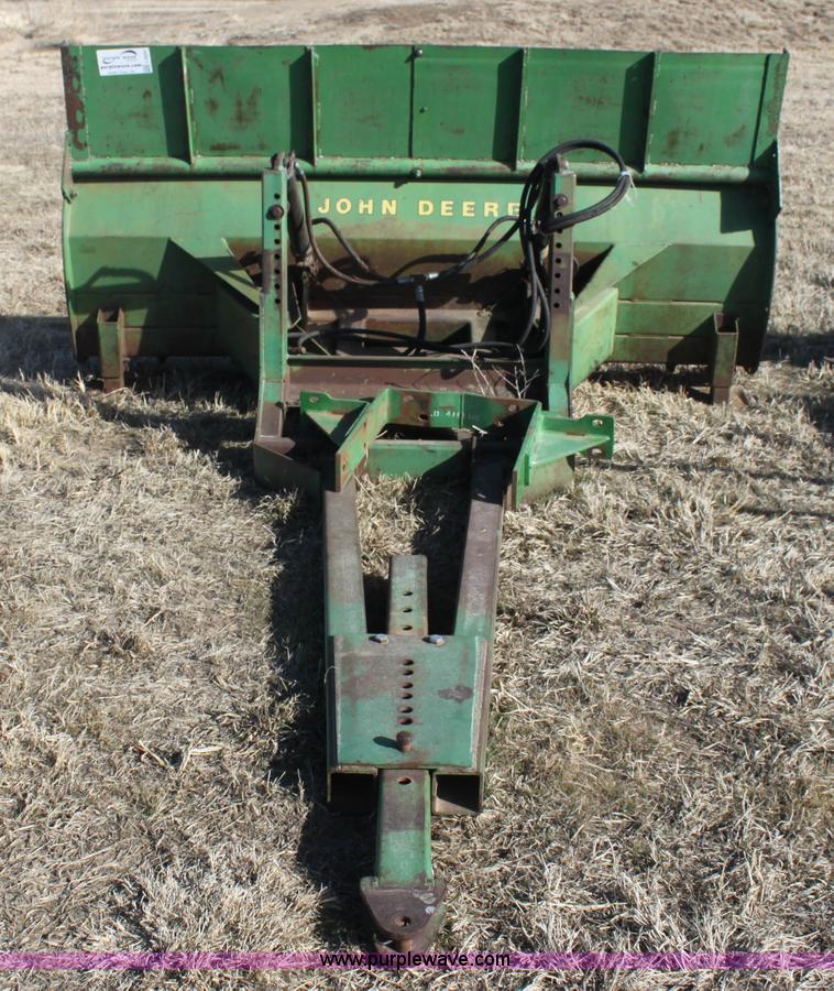 image for item L6525 John Deere 9' dozer blade