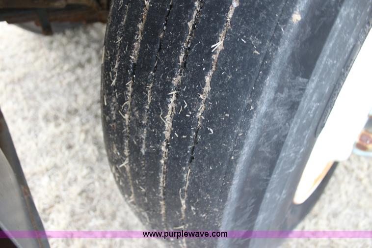 image for item L6545 1974 Peterbilt 352-A semi truck