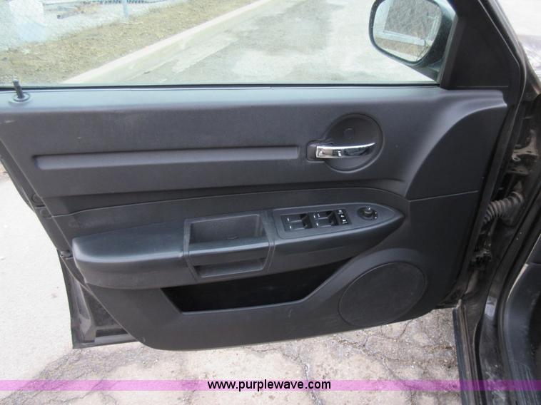 image for item AV9931 2010 Dodge Charger
