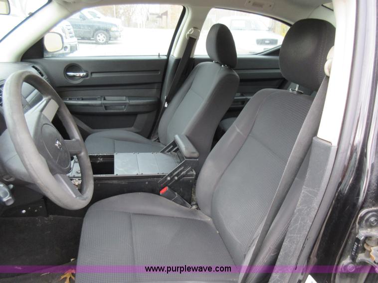 image for item AV9931 2010 Dodge Charger