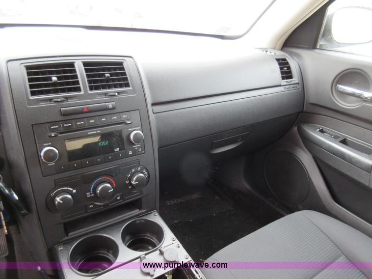 image for item AV9931 2010 Dodge Charger