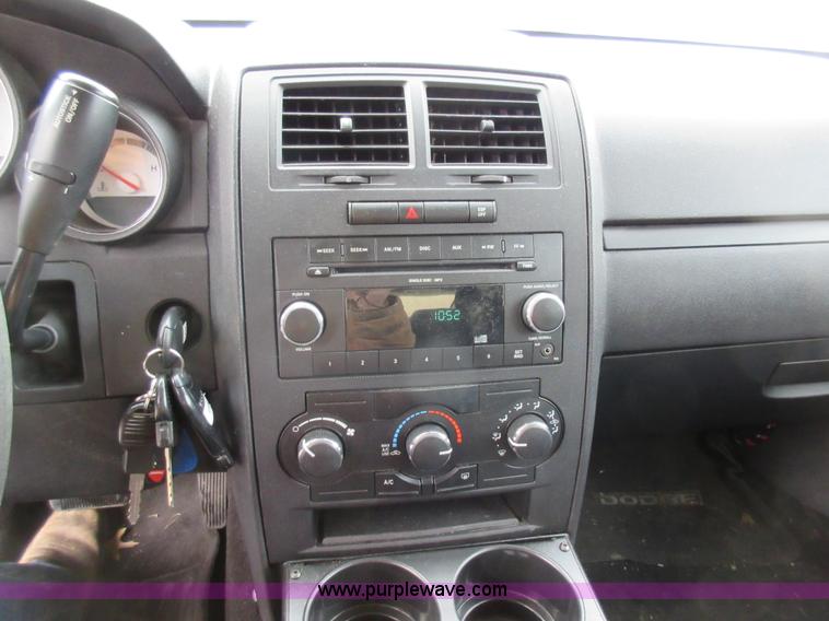 image for item AV9931 2010 Dodge Charger