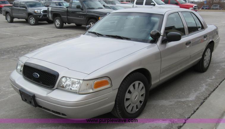 image for item AV9933 2010 Ford Crown Victoria Police Interceptor