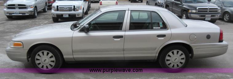 image for item AV9933 2010 Ford Crown Victoria Police Interceptor