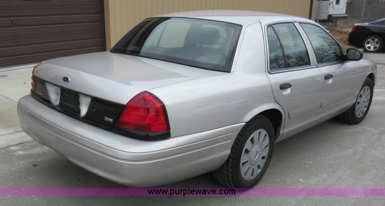 image for item AV9933 2010 Ford Crown Victoria Police Interceptor