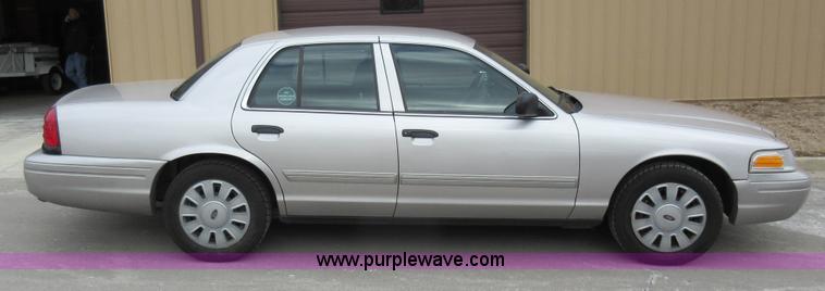 image for item AV9933 2010 Ford Crown Victoria Police Interceptor