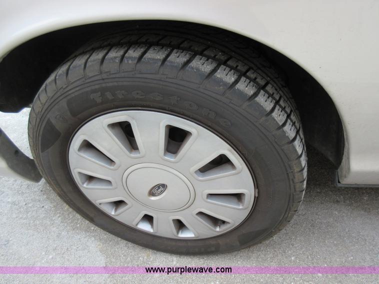 image for item AV9933 2010 Ford Crown Victoria Police Interceptor