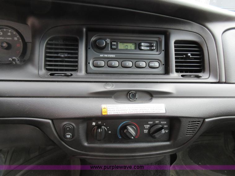 image for item AV9933 2010 Ford Crown Victoria Police Interceptor