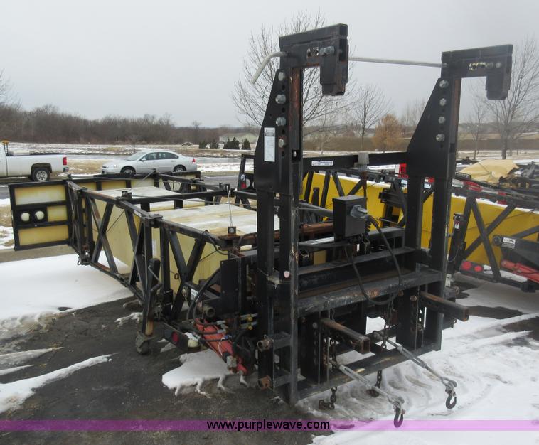 image for item AW9061 Tailgate mounted crash attenuator