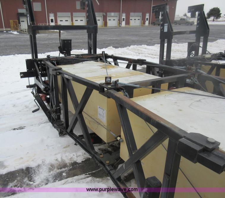 image for item AW9061 Tailgate mounted crash attenuator