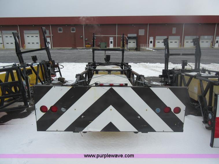 image for item AW9061 Tailgate mounted crash attenuator