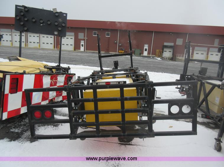 image for item AW9062 Tailgate mounted crash attenuator