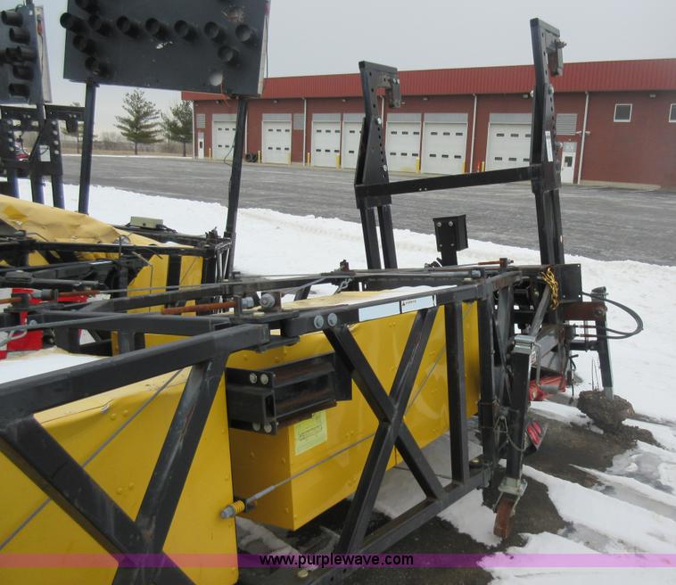 image for item AW9062 Tailgate mounted crash attenuator