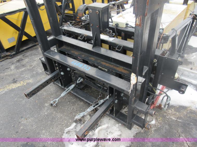 image for item AW9063 Tailgate mounted crash attenuator