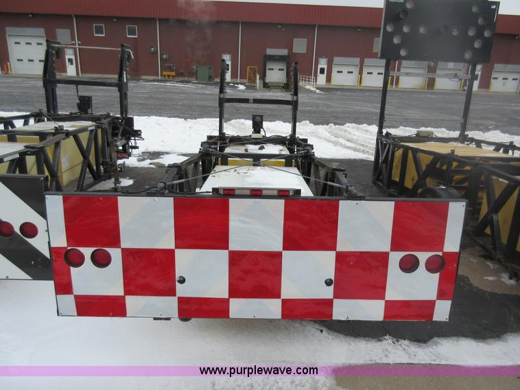 image for item AW9063 Tailgate mounted crash attenuator