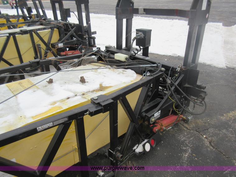 image for item AW9063 Tailgate mounted crash attenuator