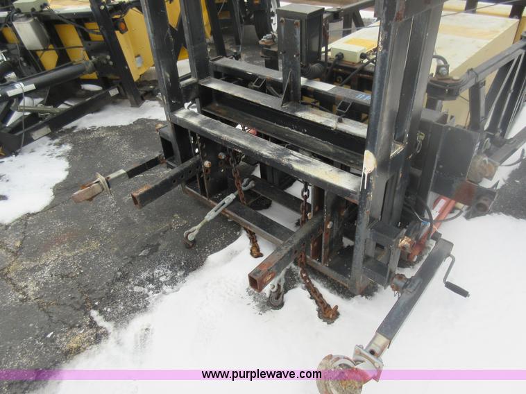 image for item AW9064 Tailgate mounted crash attenuator