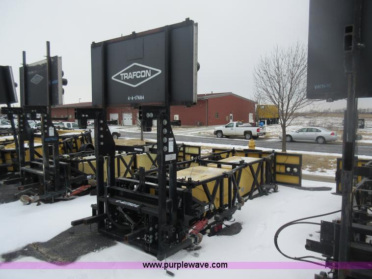 image for item AW9065 Tailgate mounted crash attenuator