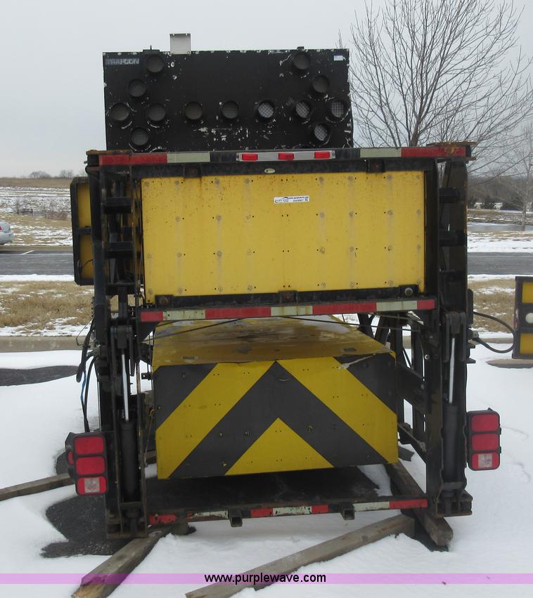 image for item AW9067 Tailgate mounted crash attenuator