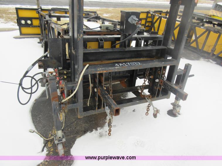 image for item AW9068 Tailgate mounted crash attenuator