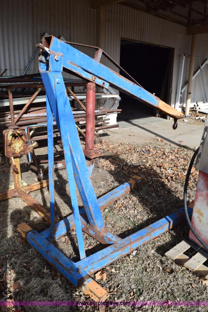 image for item BB9559 Assorted items