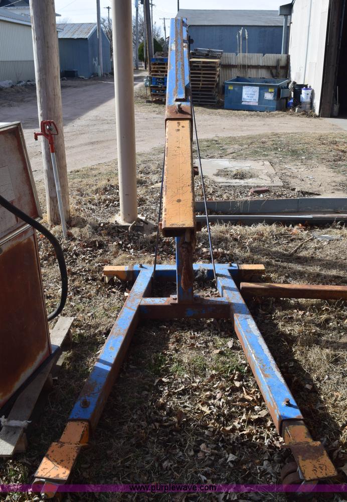 image for item BB9559 Assorted items