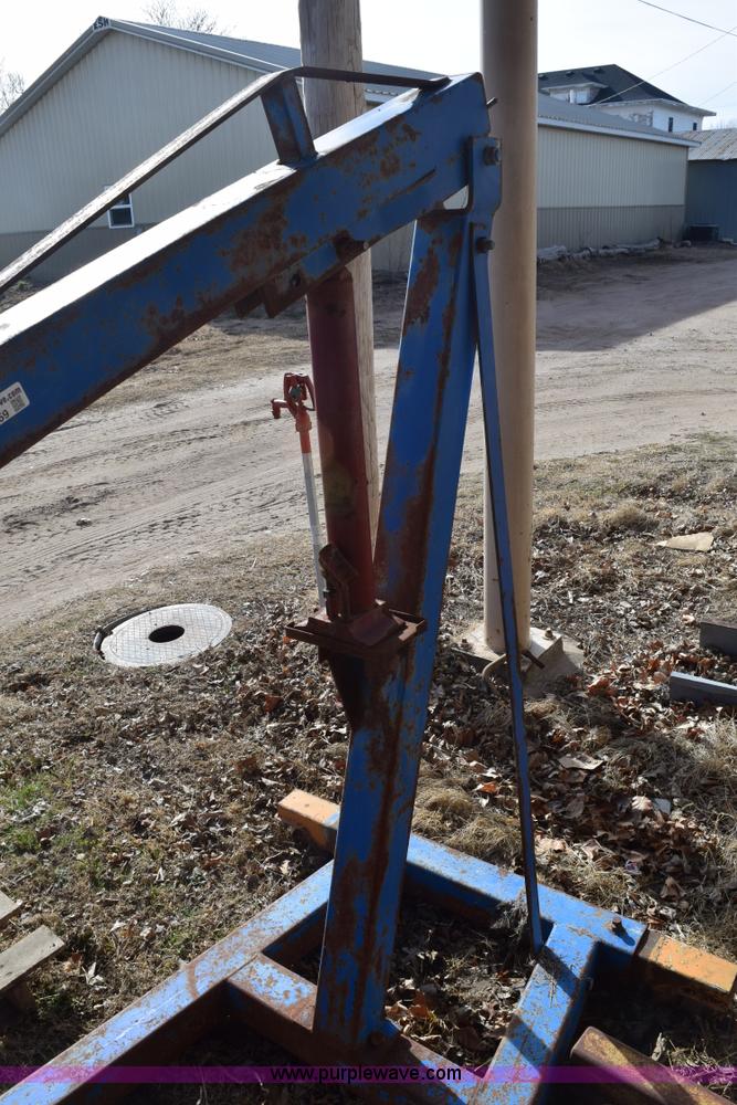 image for item BB9559 Assorted items