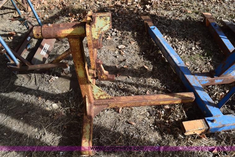 image for item BB9559 Assorted items