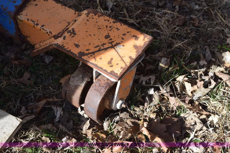 image for item BB9559 Assorted items