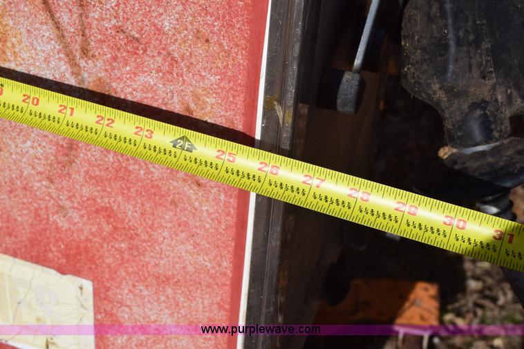 image for item BB9560 Gas pump