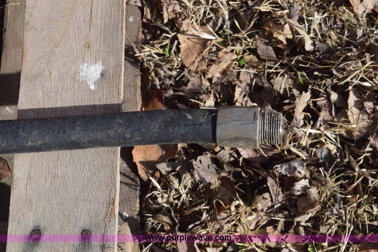 image for item BB9560 Gas pump