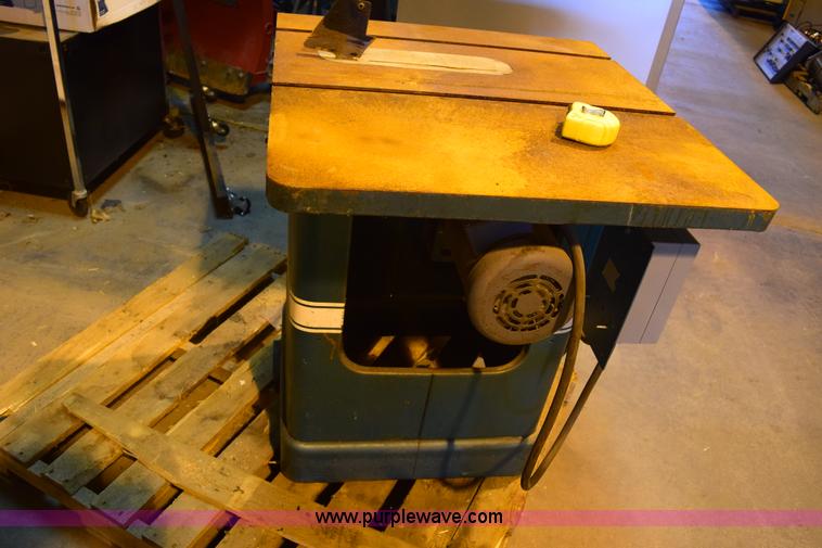 image for item BB9562 Powermatic Houdaille table saw