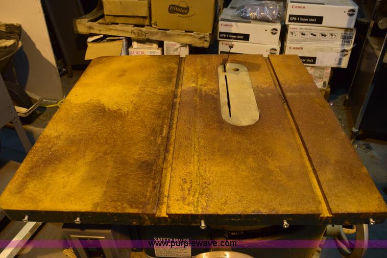 image for item BB9562 Powermatic Houdaille table saw