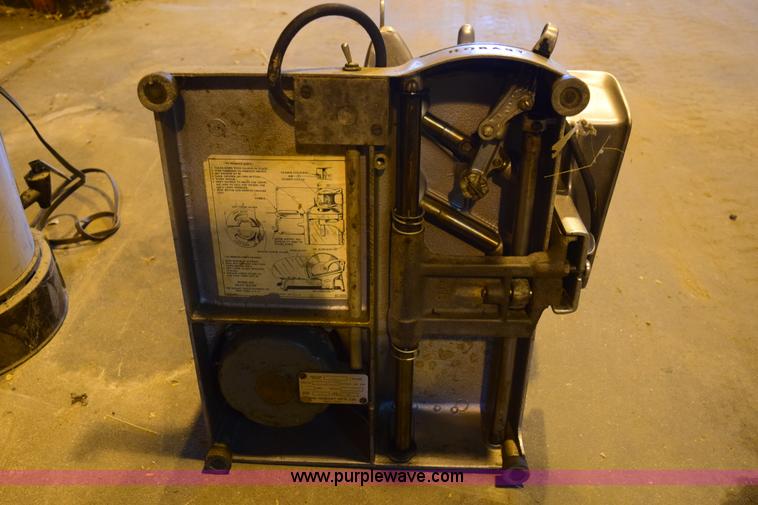 image for item BB9565 Assorted kitchen items