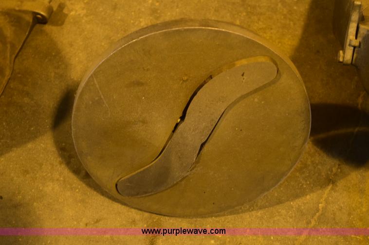 image for item BB9565 Assorted kitchen items