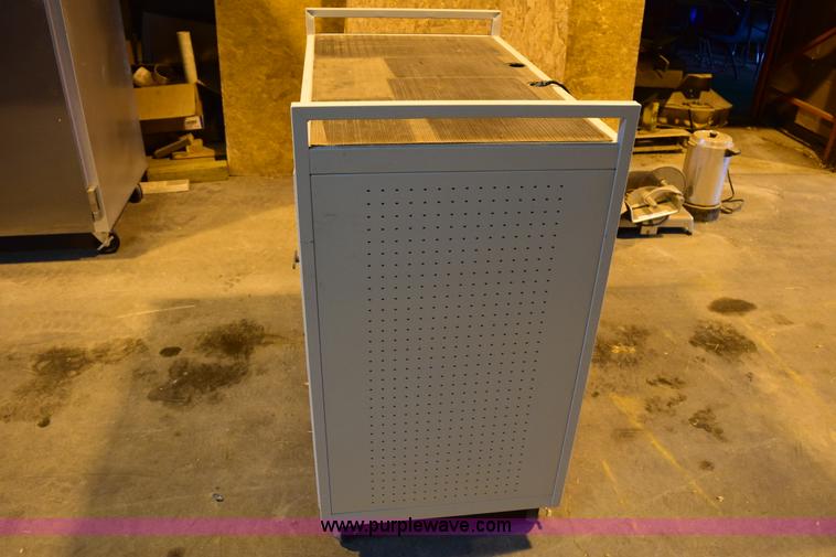 image for item BB9566 IT Equipment cabinet