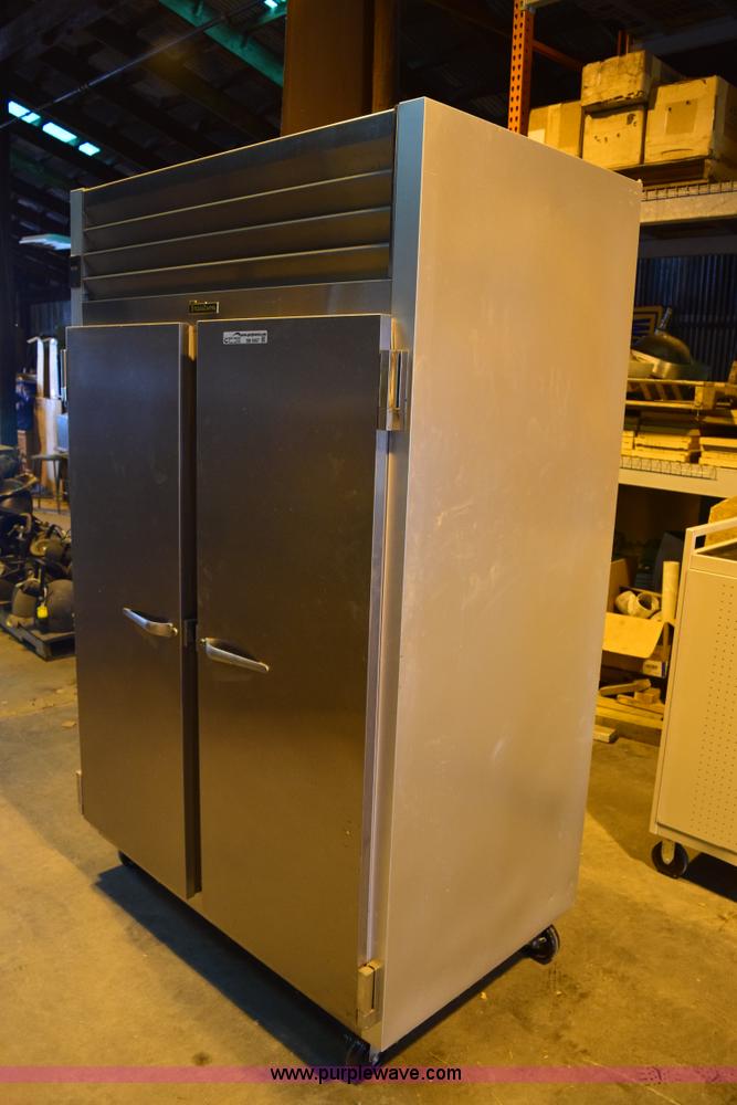 image for item BB9567 Traulsen commercial freezer