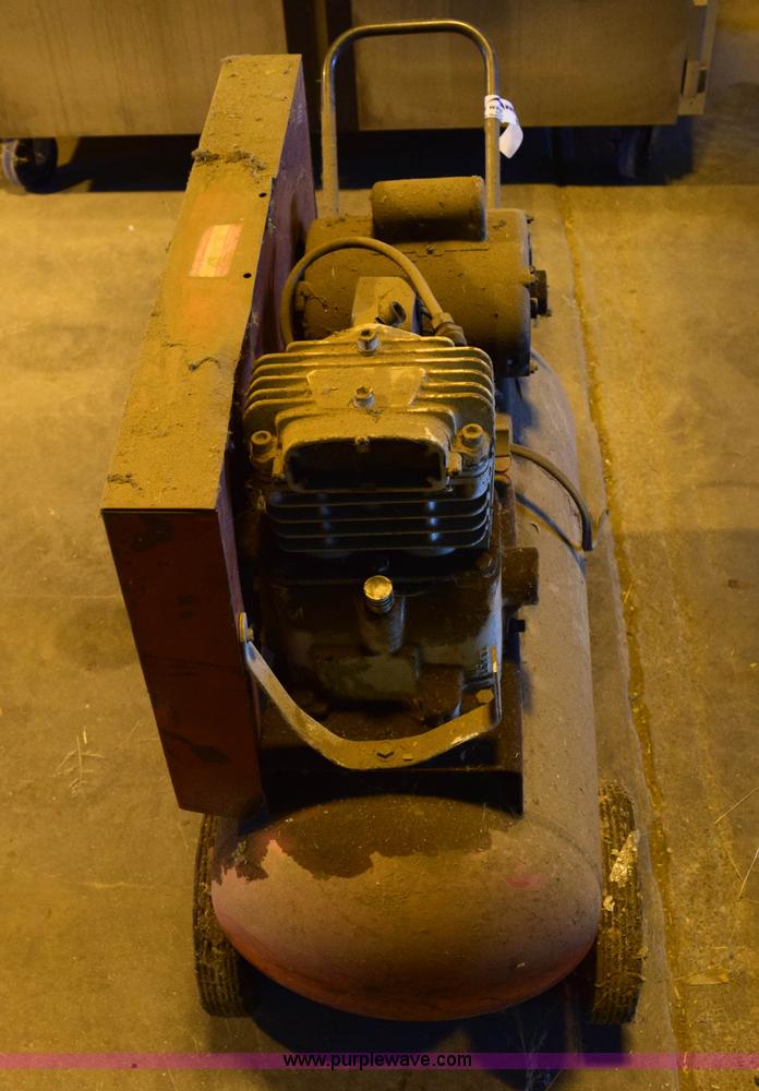 image for item BB9568 Sanborn air compressor