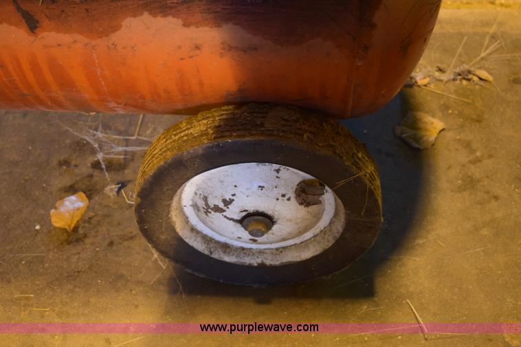 image for item BB9568 Sanborn air compressor