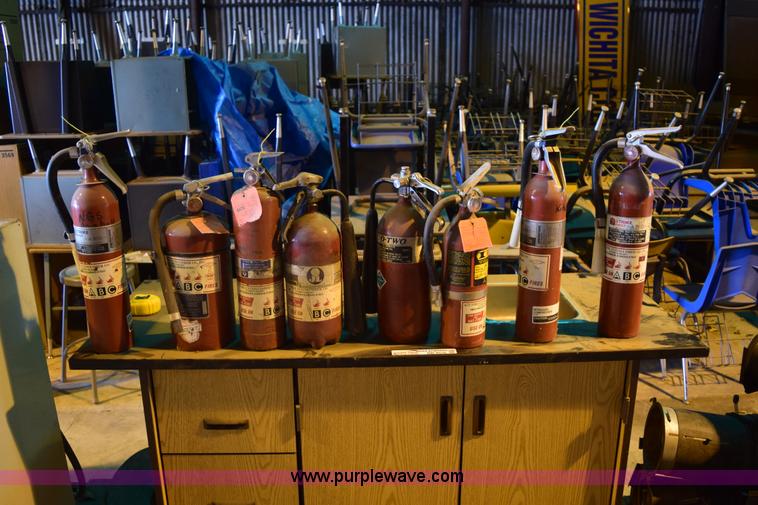 image for item BB9570 Assorted items