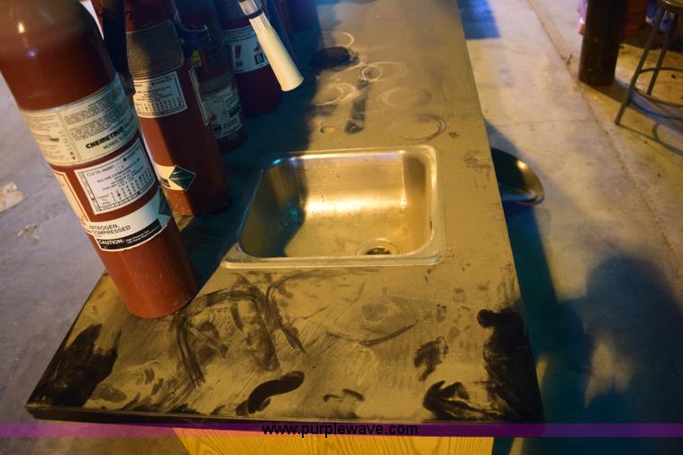 image for item BB9570 Assorted items