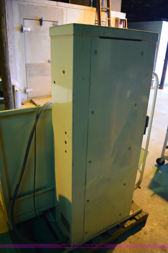 image for item BB9571 Macs lift gate