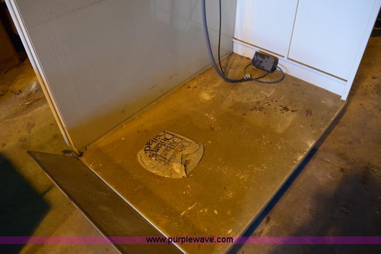 image for item BB9571 Macs lift gate