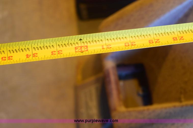 image for item BB9576 (2) Minuteman Ambassador carpet extractors