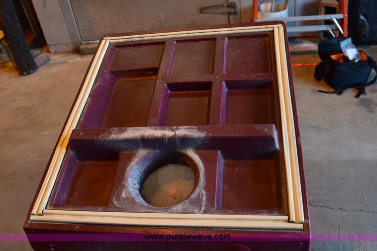 image for item BB9578 Minuteman 200 commercial floor scrubber