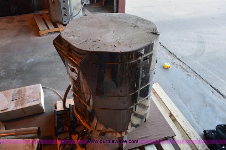 image for item BB9579 Skutt electric kiln