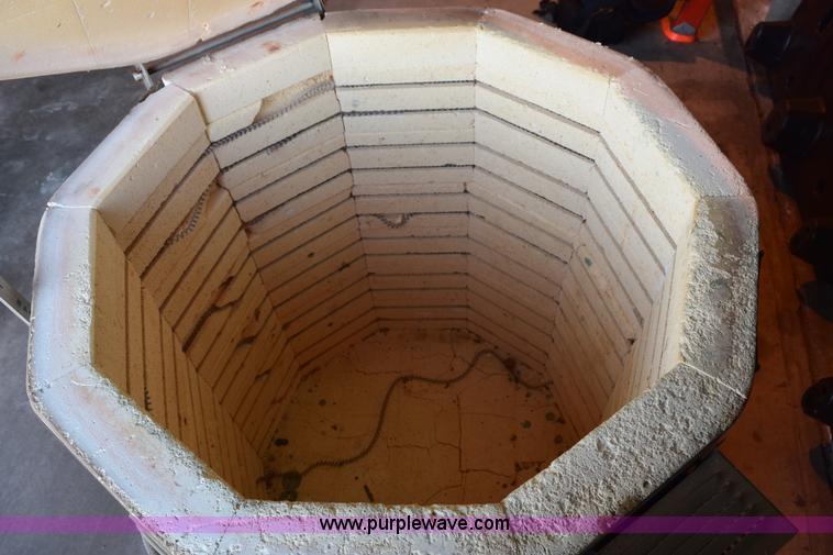 image for item BB9580 Paragon high fire kiln