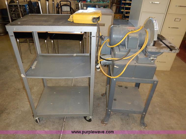 Assorted equipment in Wamego, KS Item BC9765 sold Purple Wave